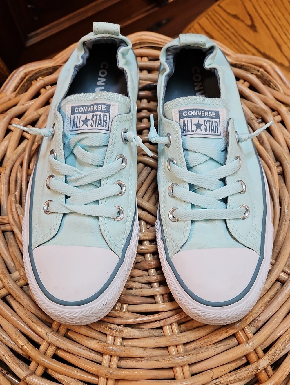 Converse Shoreline Classic Low Top Elastic Back Sneakers Light Mint Color Sz 8
